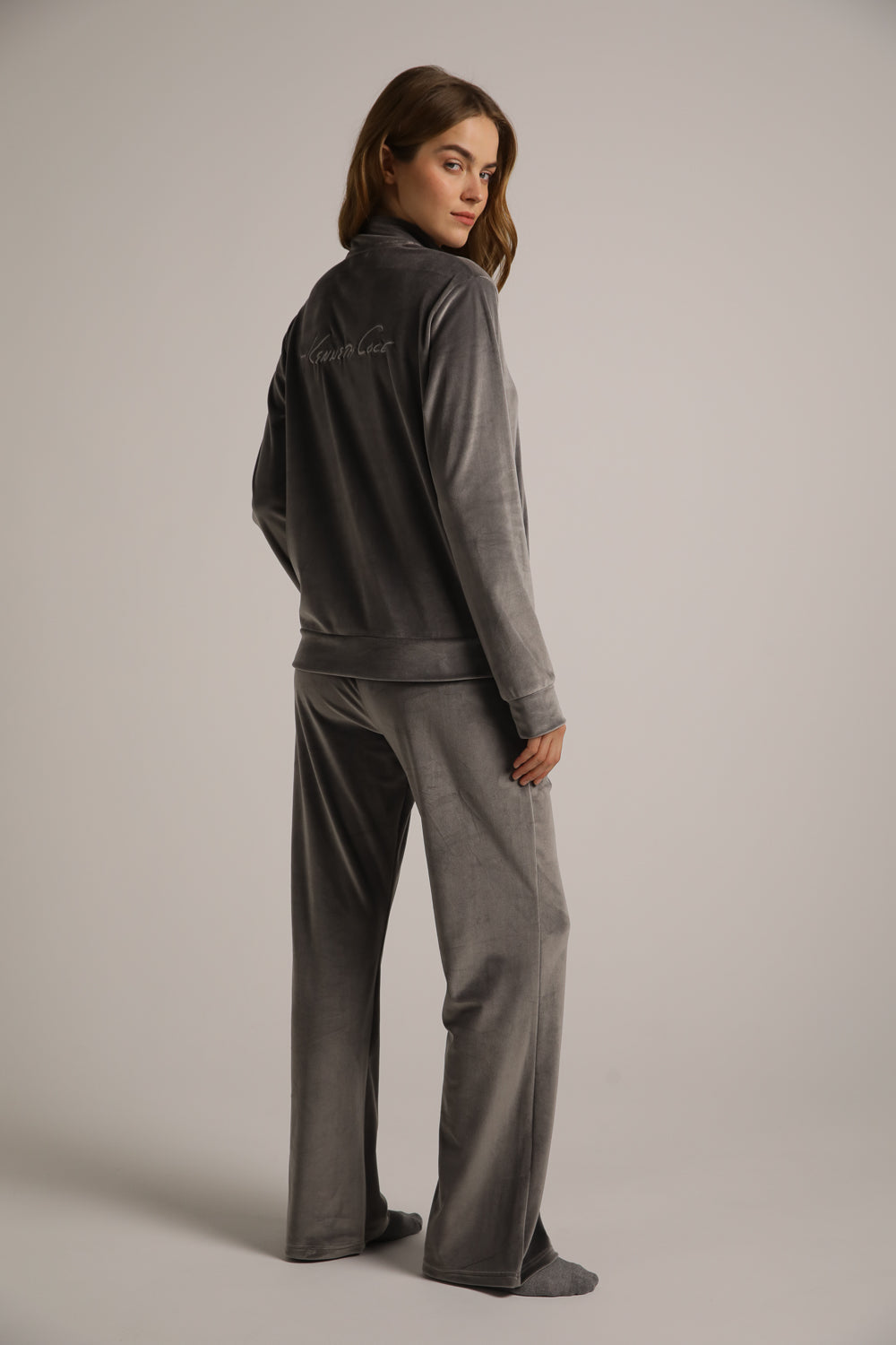 סווטשירט קטיפה עם צווארון | קנת קול