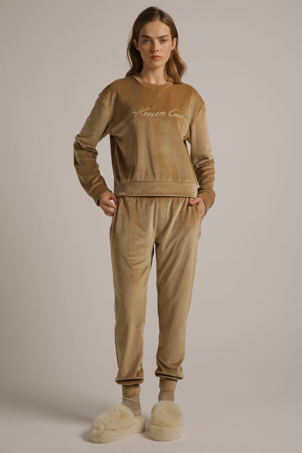 סווטשירט אוברסייז קטיפה | קנת קול