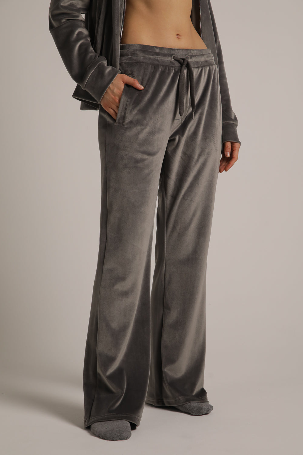 מכנסי קטיפה בגזרה בוטקאט | קנת קול