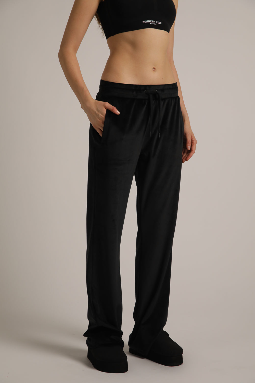 מכנסי קטיפה בגזרה בוטקאט | קנת קול