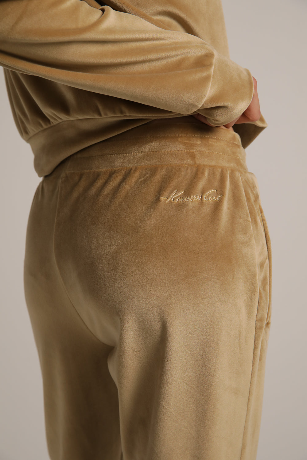 מכנסי טרנינג קטיפה | קנת קול