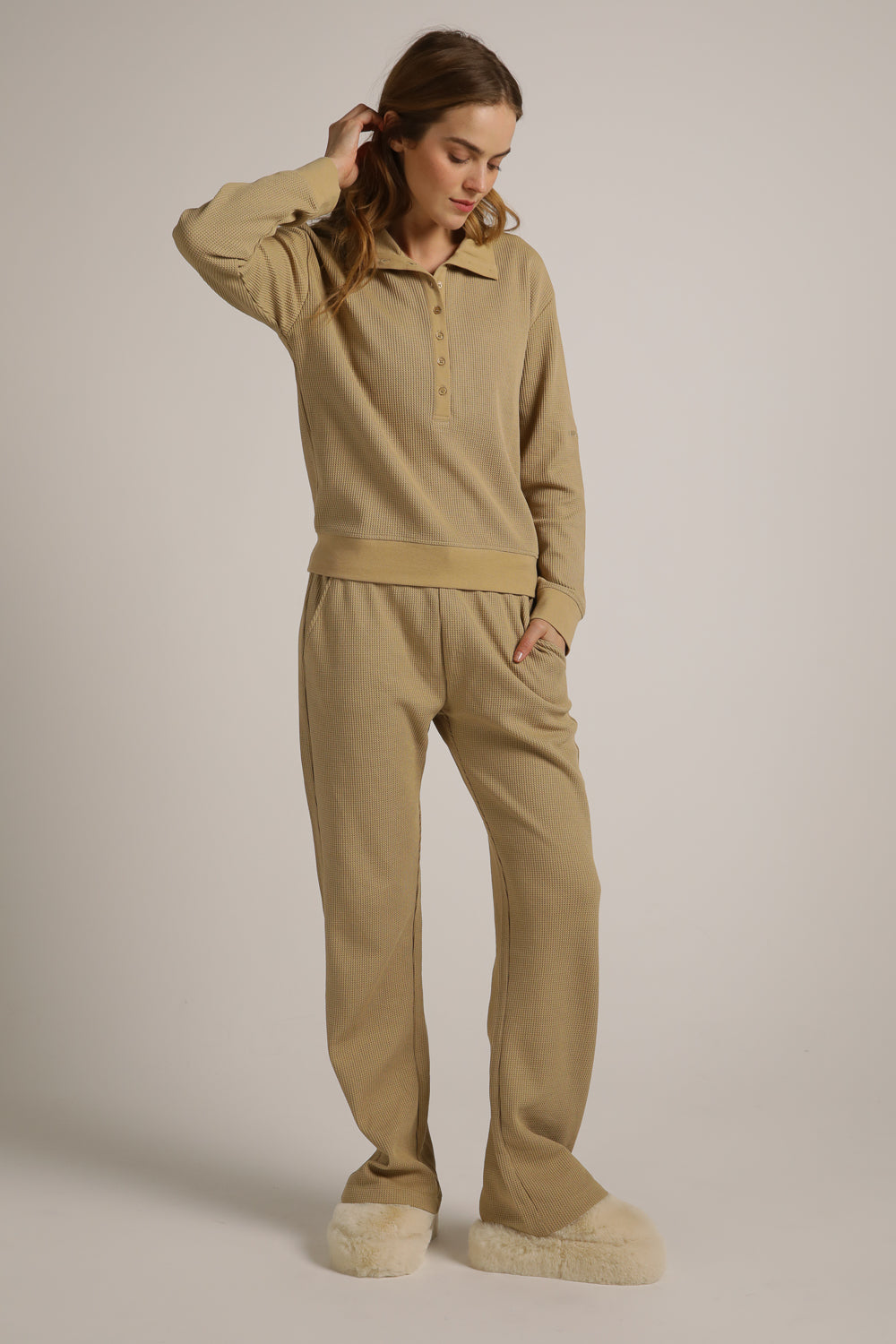 טישירט פולו ארוכה מבד וואפל | קנת קול