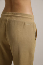 מכנסי טרנינג וואפל בגזרה רחבה | קנת קול