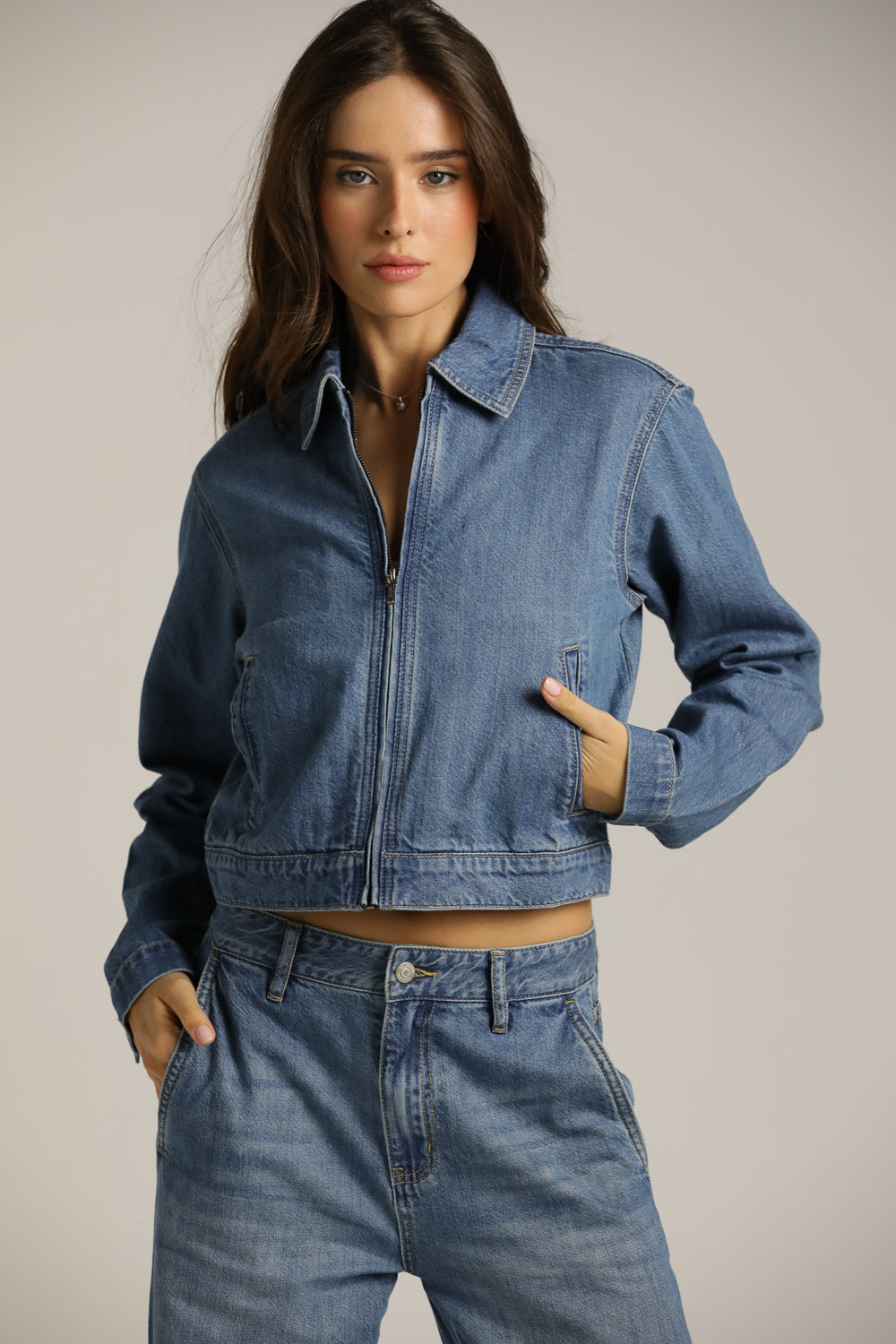 ג'קט ג'ינס קצר בגזרת בוקסר | קנת קול 