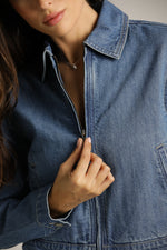 ג'קט ג'ינס קצר בגזרת בוקסר | קנת קול 