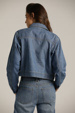 ג'קט ג'ינס קצר בגזרת בוקסר | קנת קול 