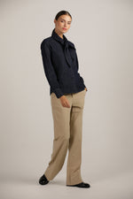 חולצת ג'ינס מכופתרת עם קשירה | קנת קול