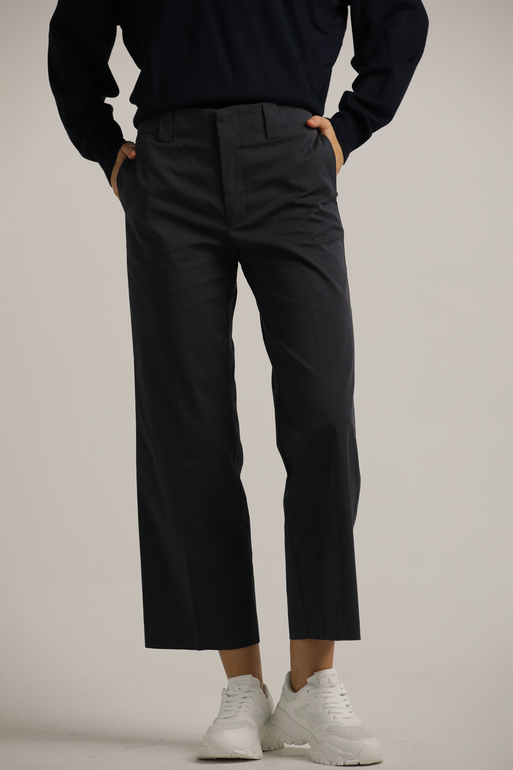 מכנסיים בגזרה ישרה עם מכפלת | קנת קול