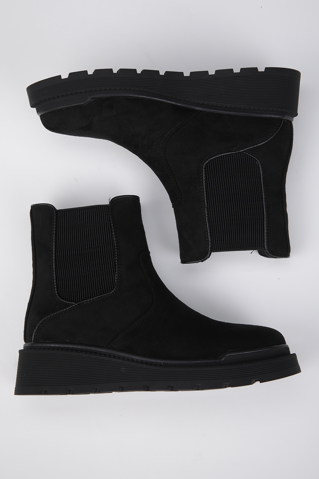 מגפוני נשים בצבע שחור | קנת קול