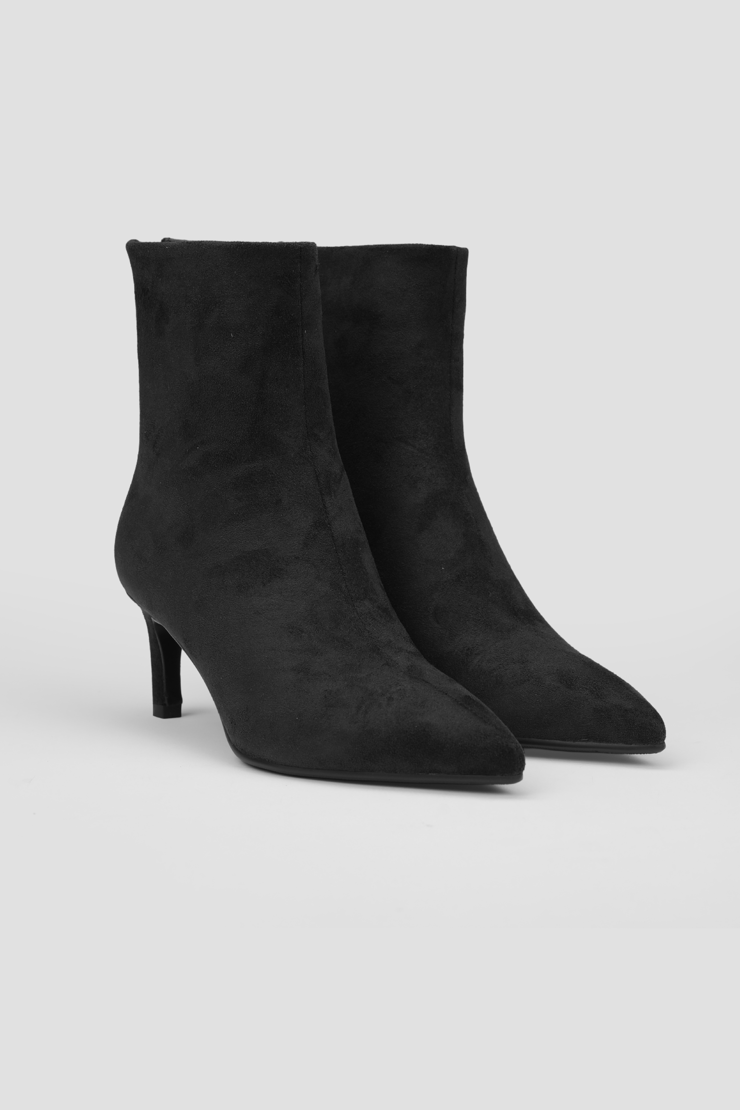 מגפוני עקב לנשים | קנת קול