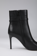 מגפוני עקב עור לנשים | קנת קול