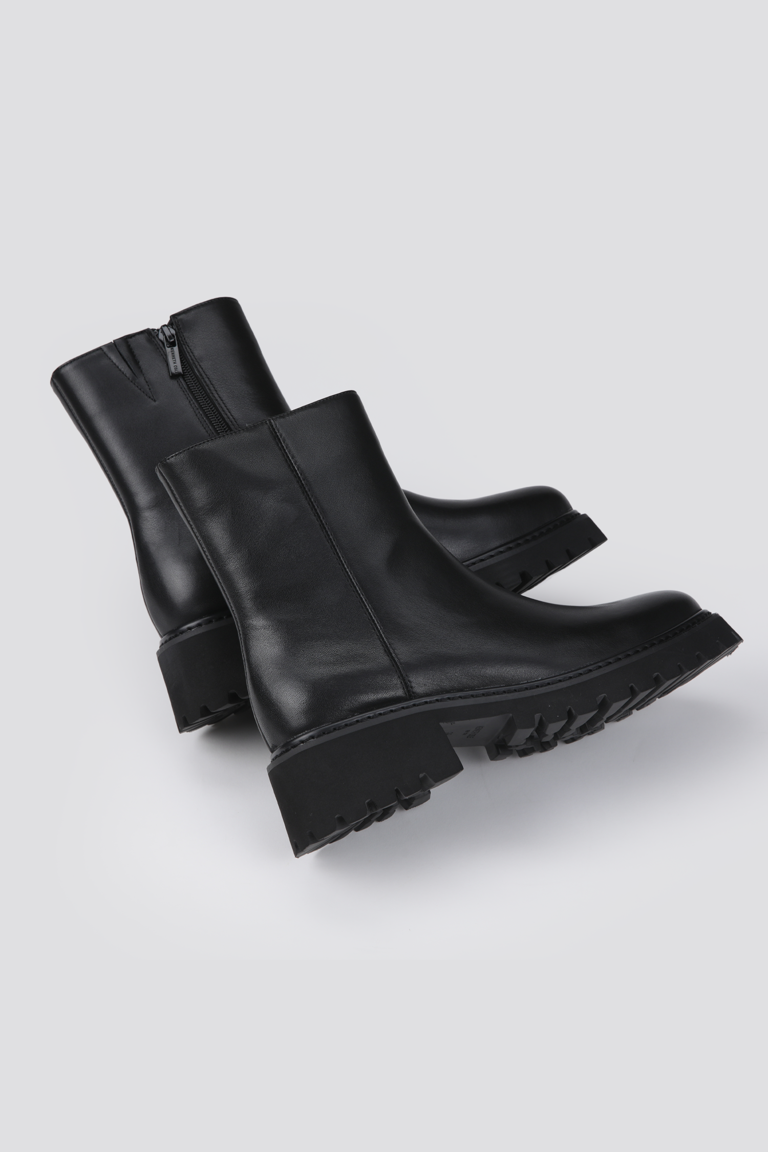 מגפוני עור עם סוליית טרקטור | קנת קול