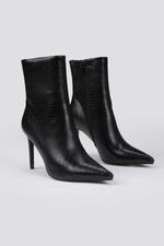 מגפוני עקב בעיצוב קרוקודיל | קנת קול