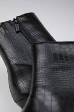 מגפוני עקב בעיצוב קרוקודיל | קנת קול