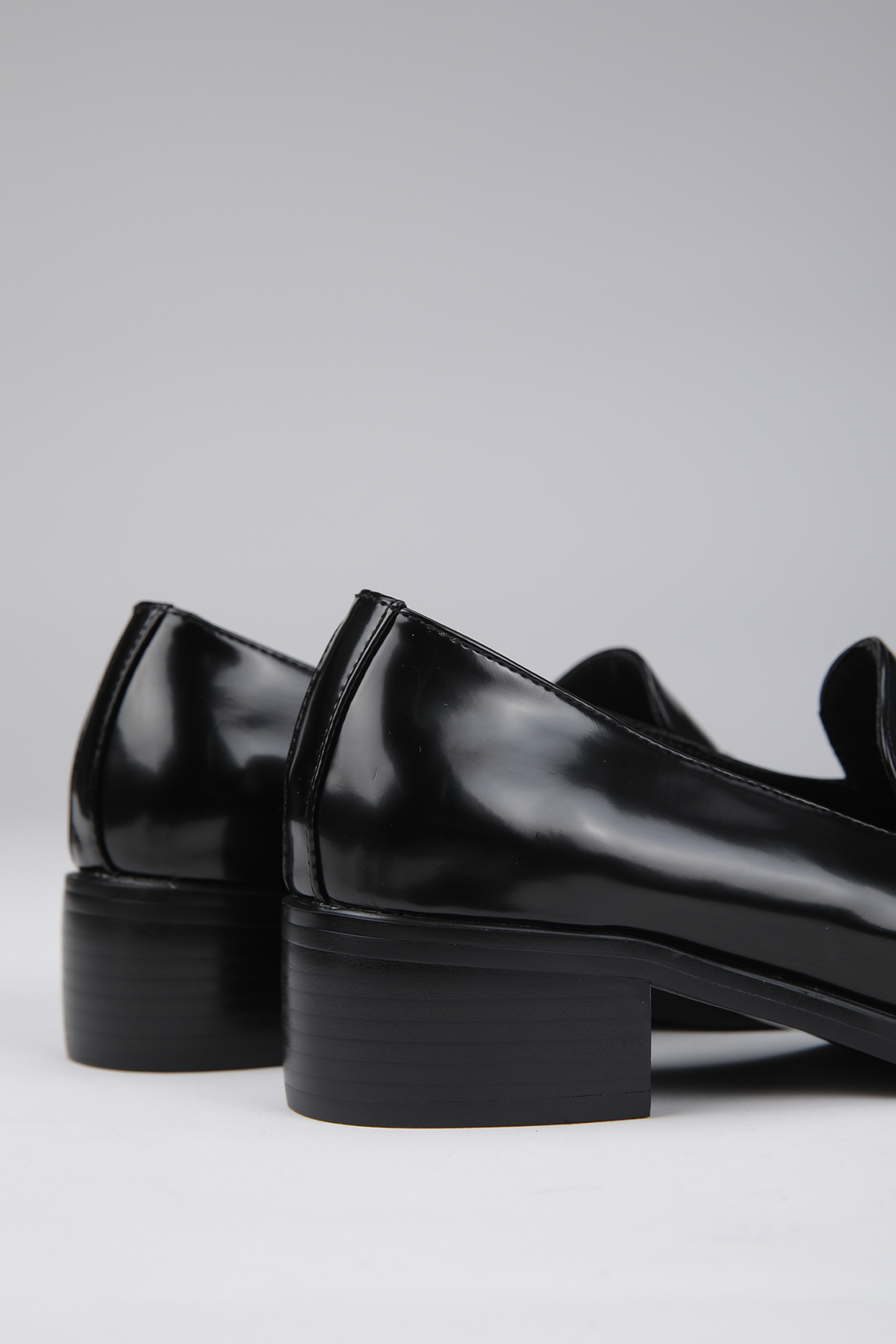 נעלי מוקסין עם עקב לנשים | קנת קול