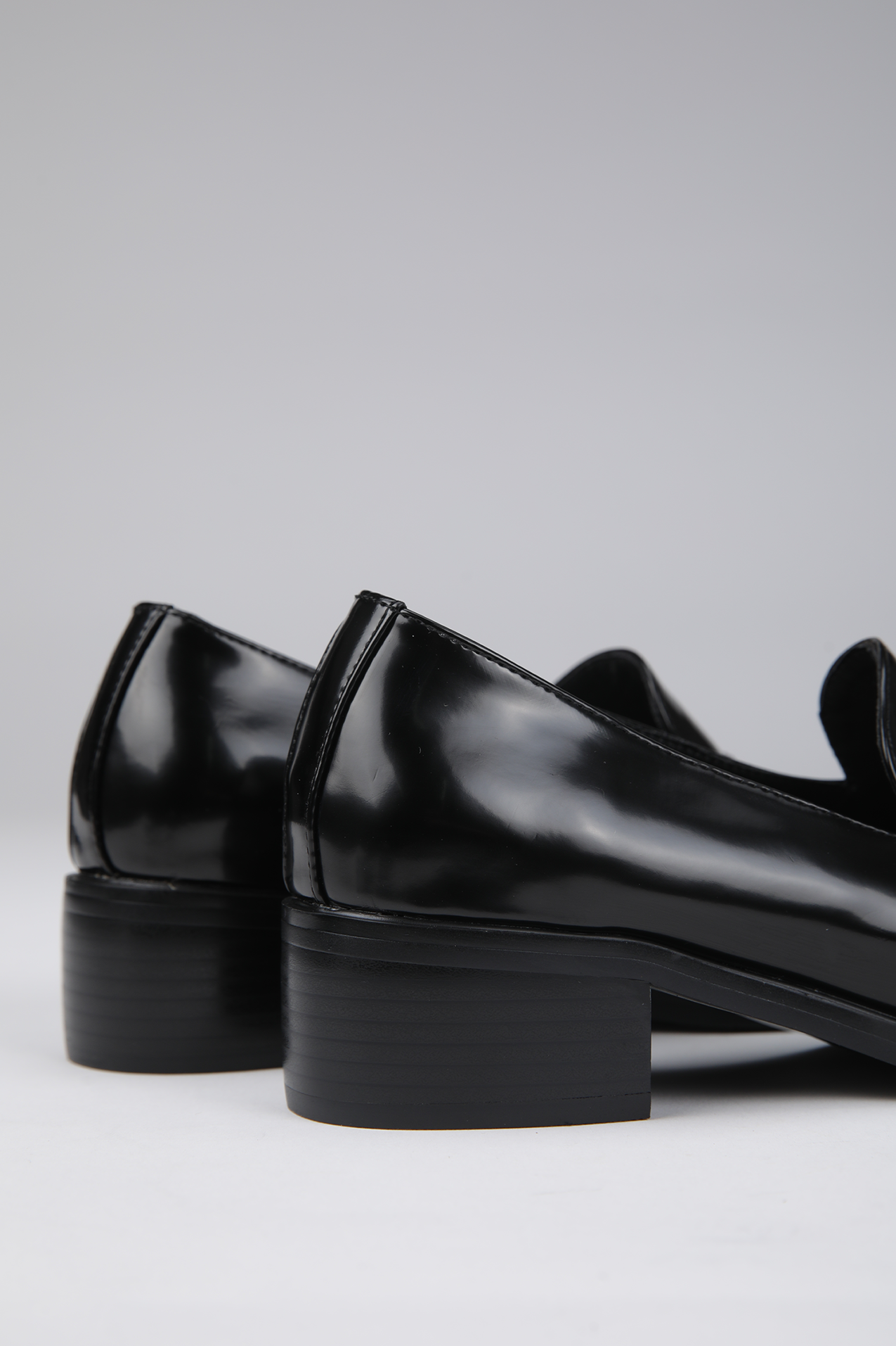 נעלי מוקסין עם עקב לנשים | קנת קול