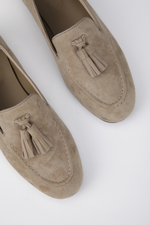 נעלי מוקסין בעיצוב אלגנטי | קנת קול