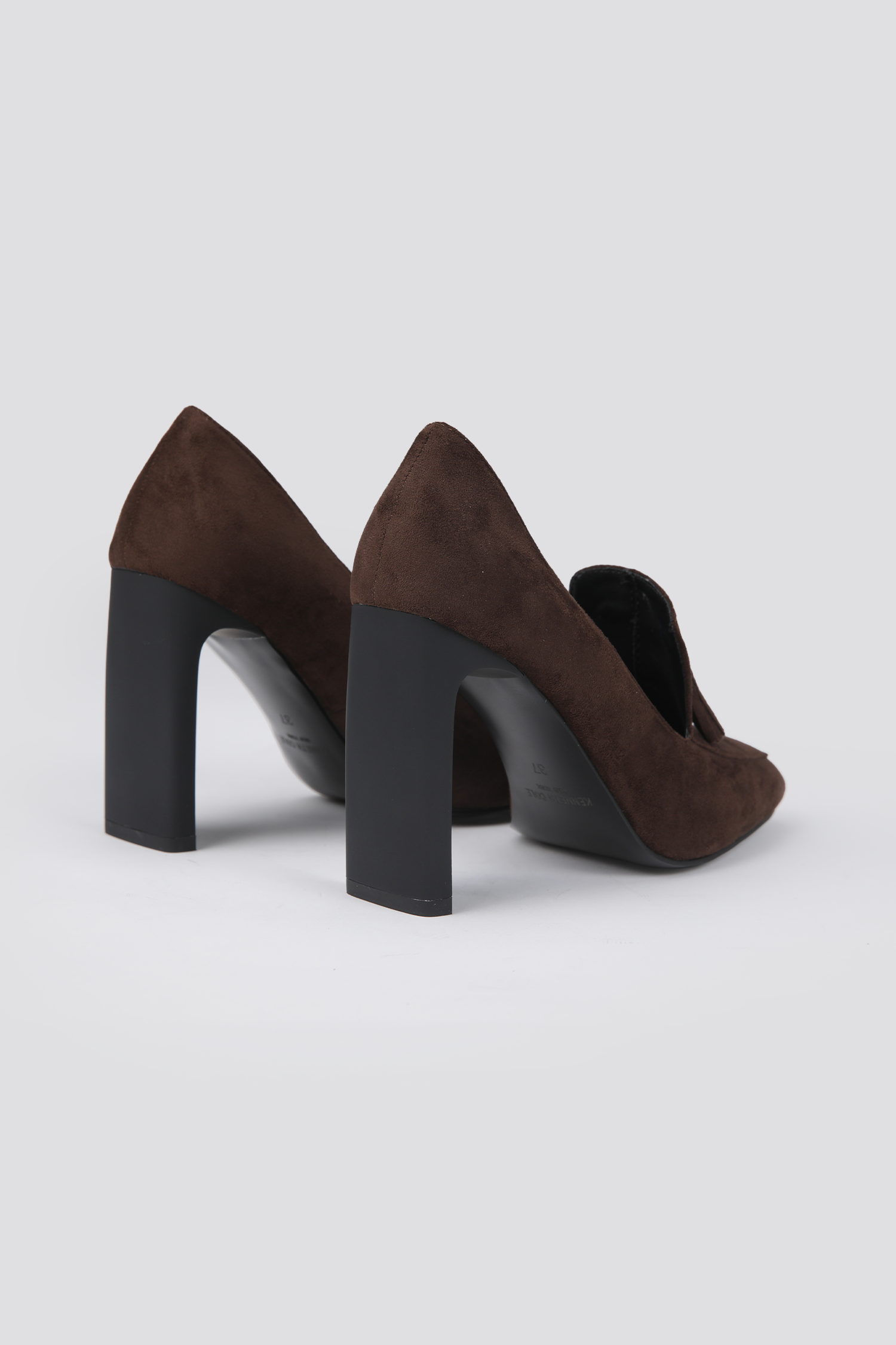 נעלי עקב עם פרנזים לנשים | קנת קול