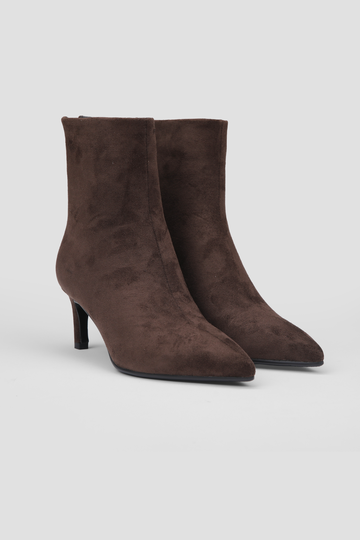 מגפוני עקב לנשים | קנת קול