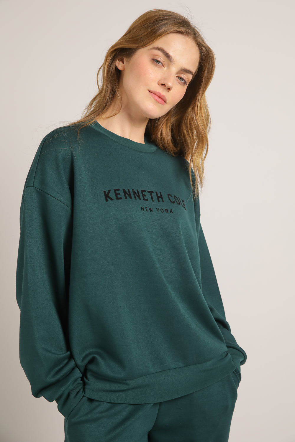 סווטשירט אוברסייז ממותג | קנת קול