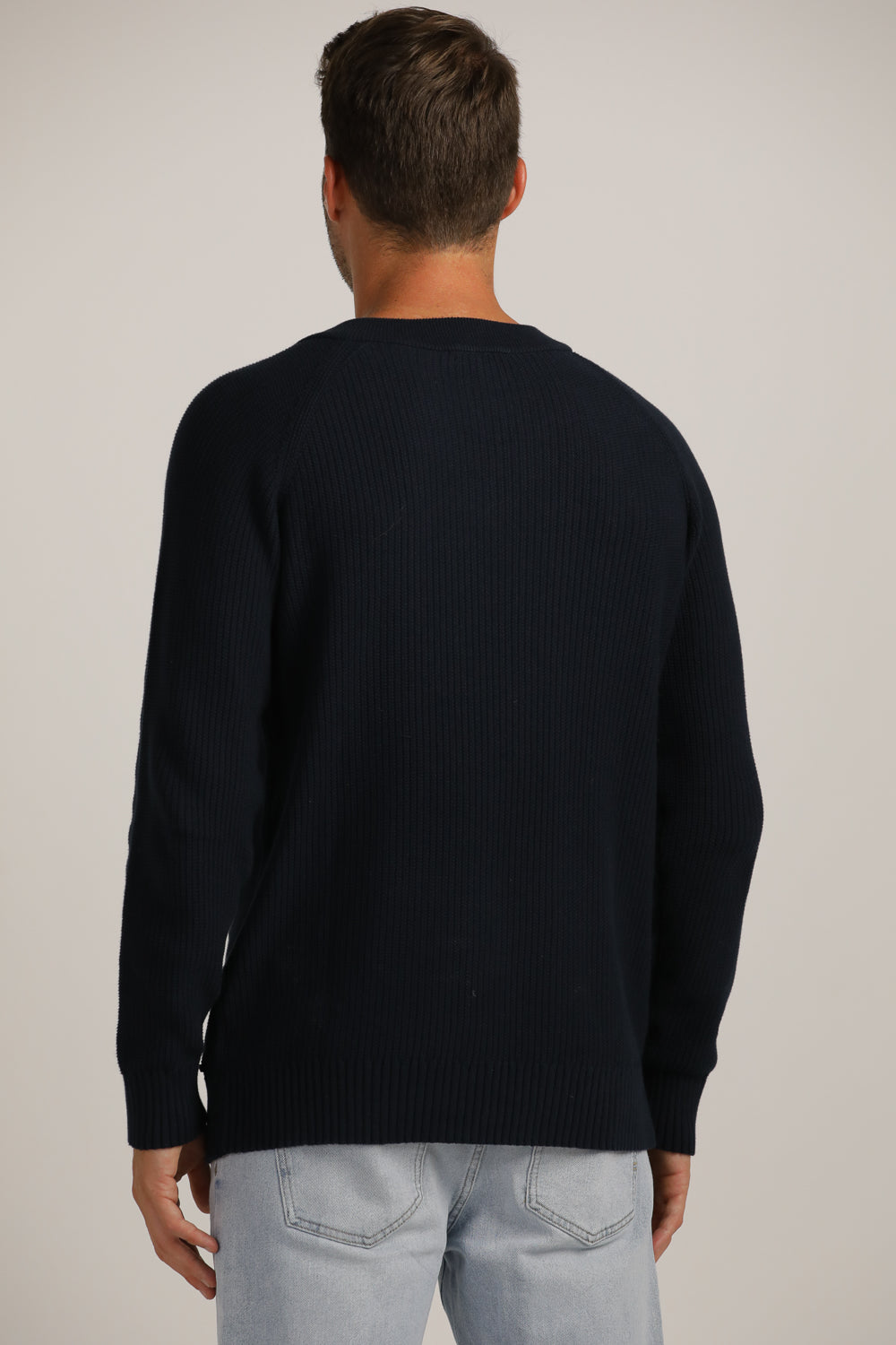 סריג רגלן צווארון וי | קנת קול