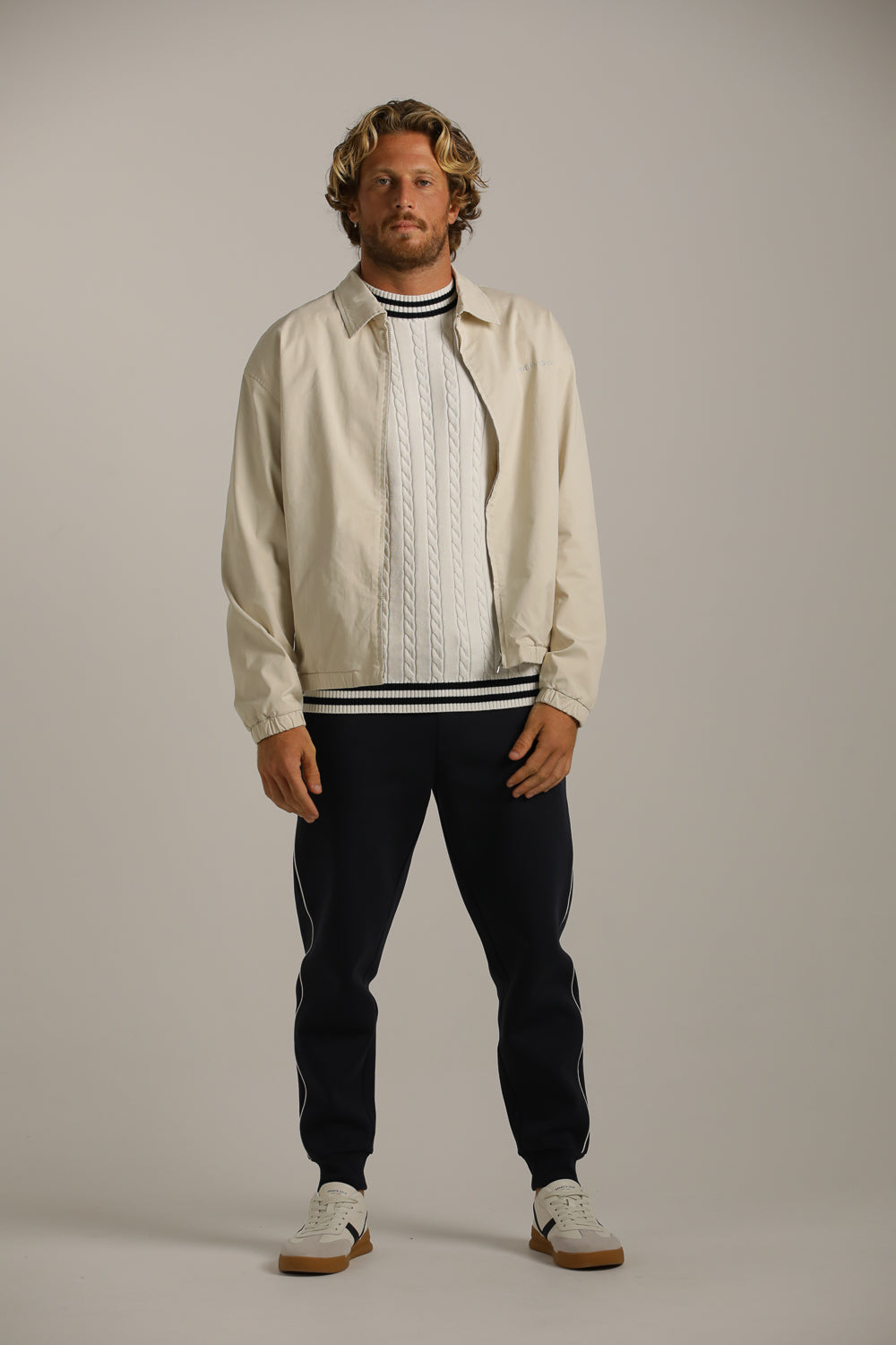 סריג בעיצוב טקסטורת צמות | קנת קול