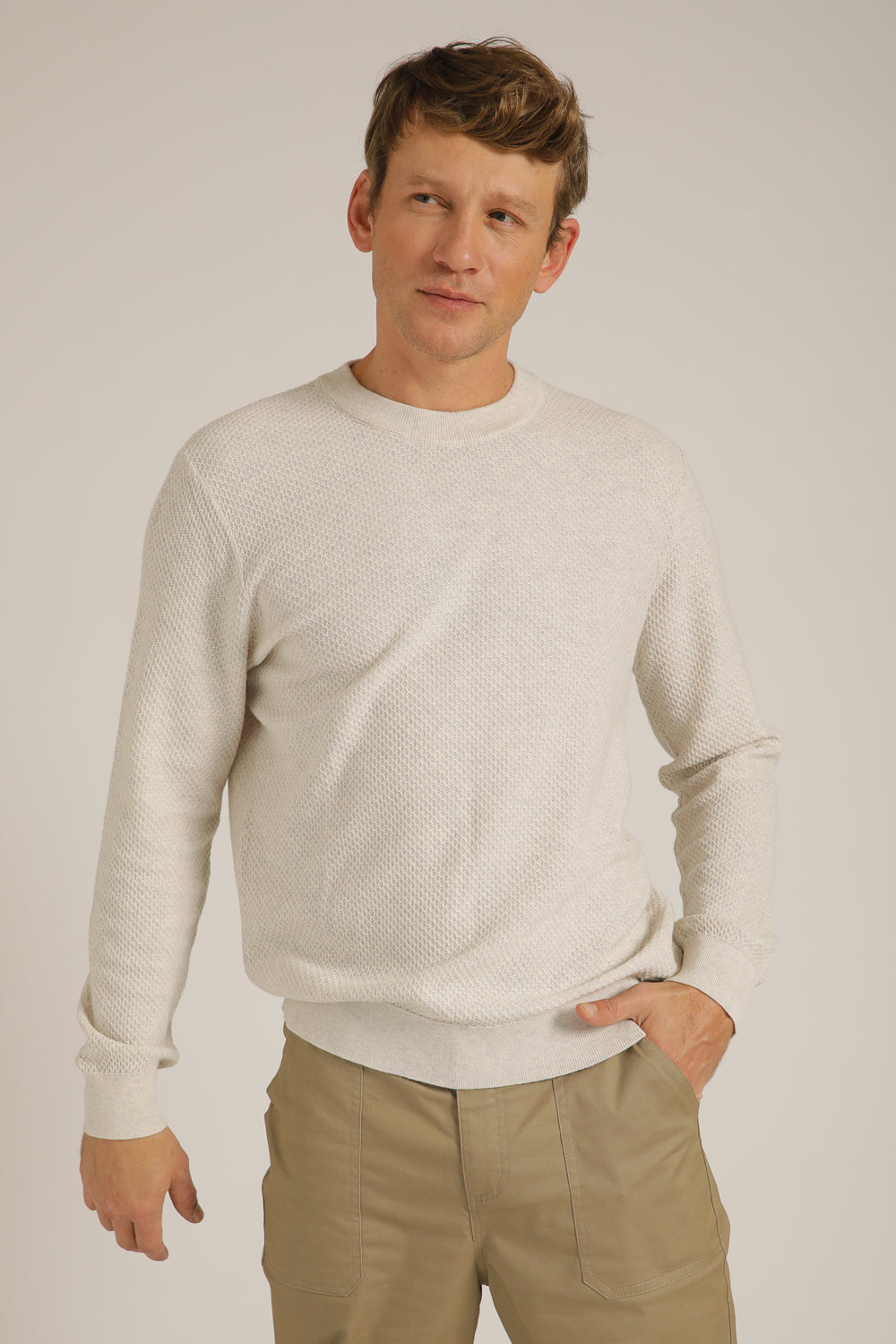 סריג במרקם צמרי ובעיצוב טקסטורה | קנת קול