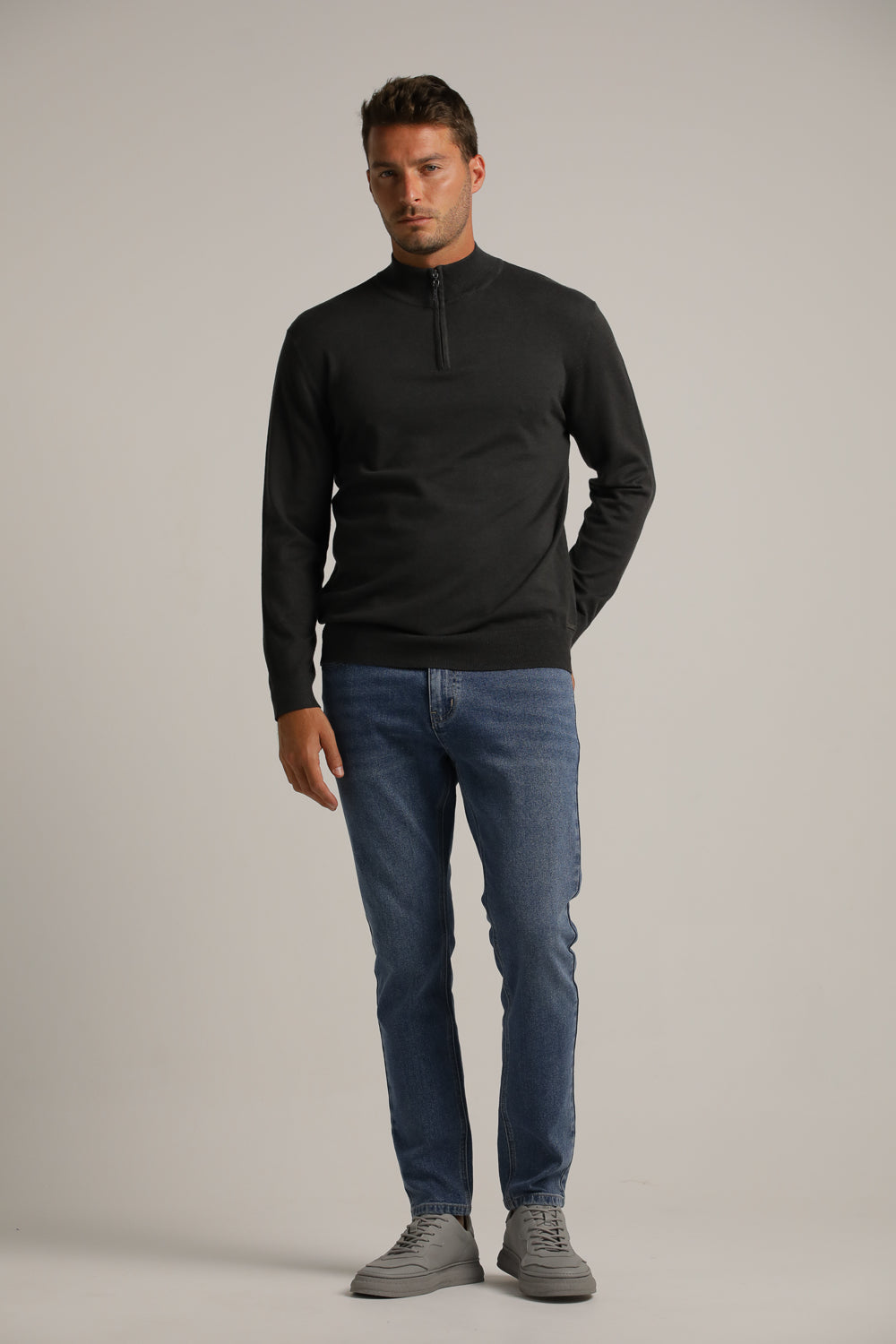 סריג עם צווארון חצי רוכסן | קנת קול