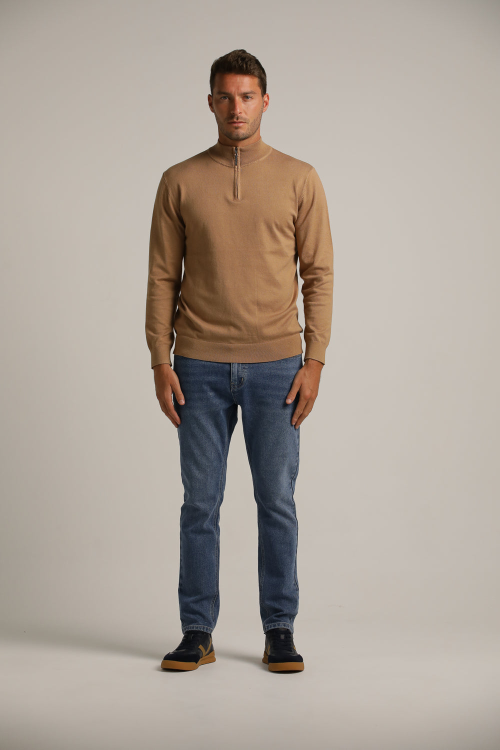 סריג עם צווארון חצי רוכסן | קנת קול