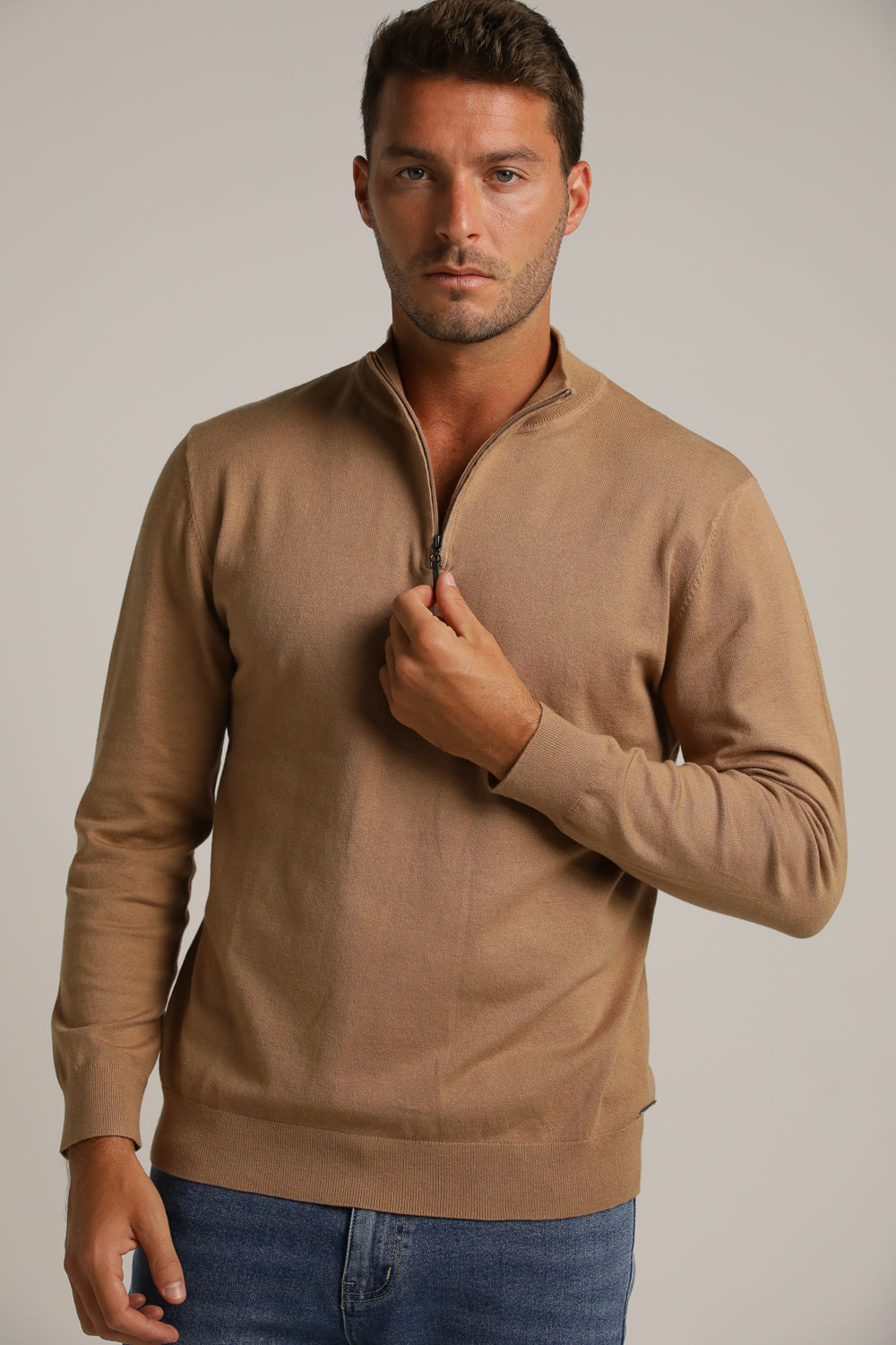 סריג עם צווארון חצי רוכסן | קנת קול