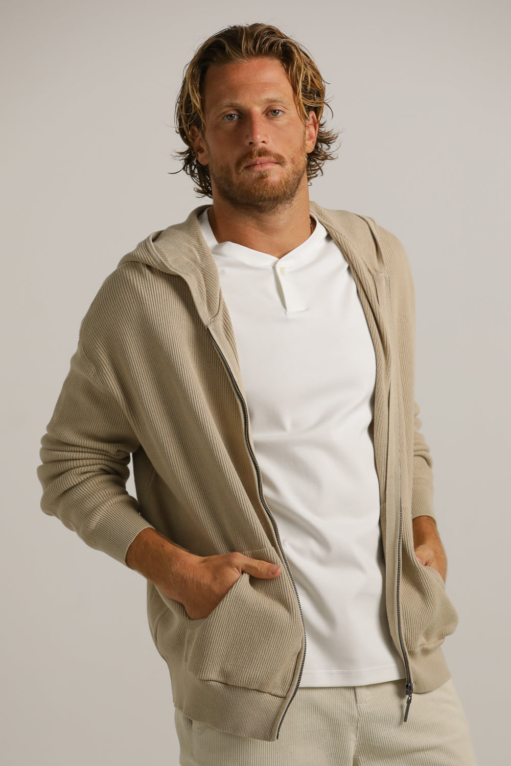 ג'קט קרדיגן עם קפוצ'ון | קנת קול