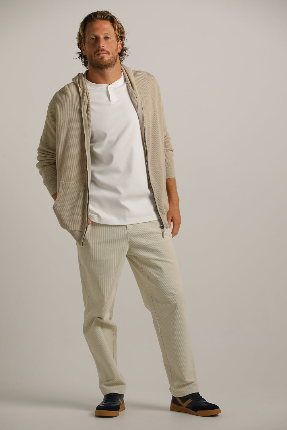 ג'קט קרדיגן עם קפוצ'ון | קנת קול