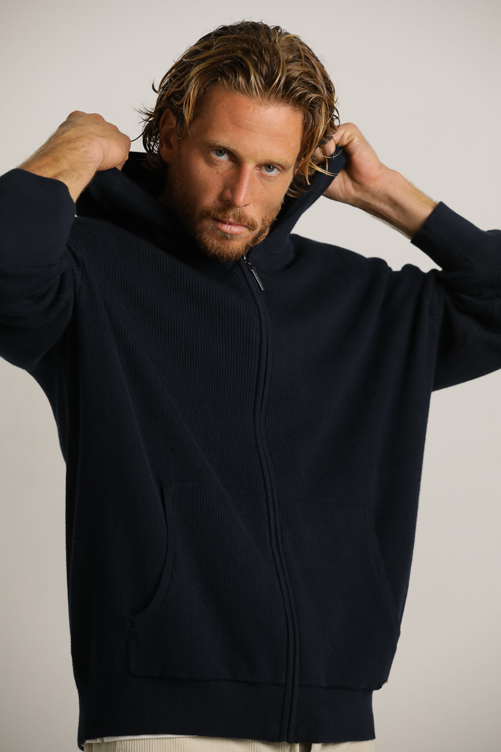 ג'קט קרדיגן עם קפוצ'ון | קנת קול