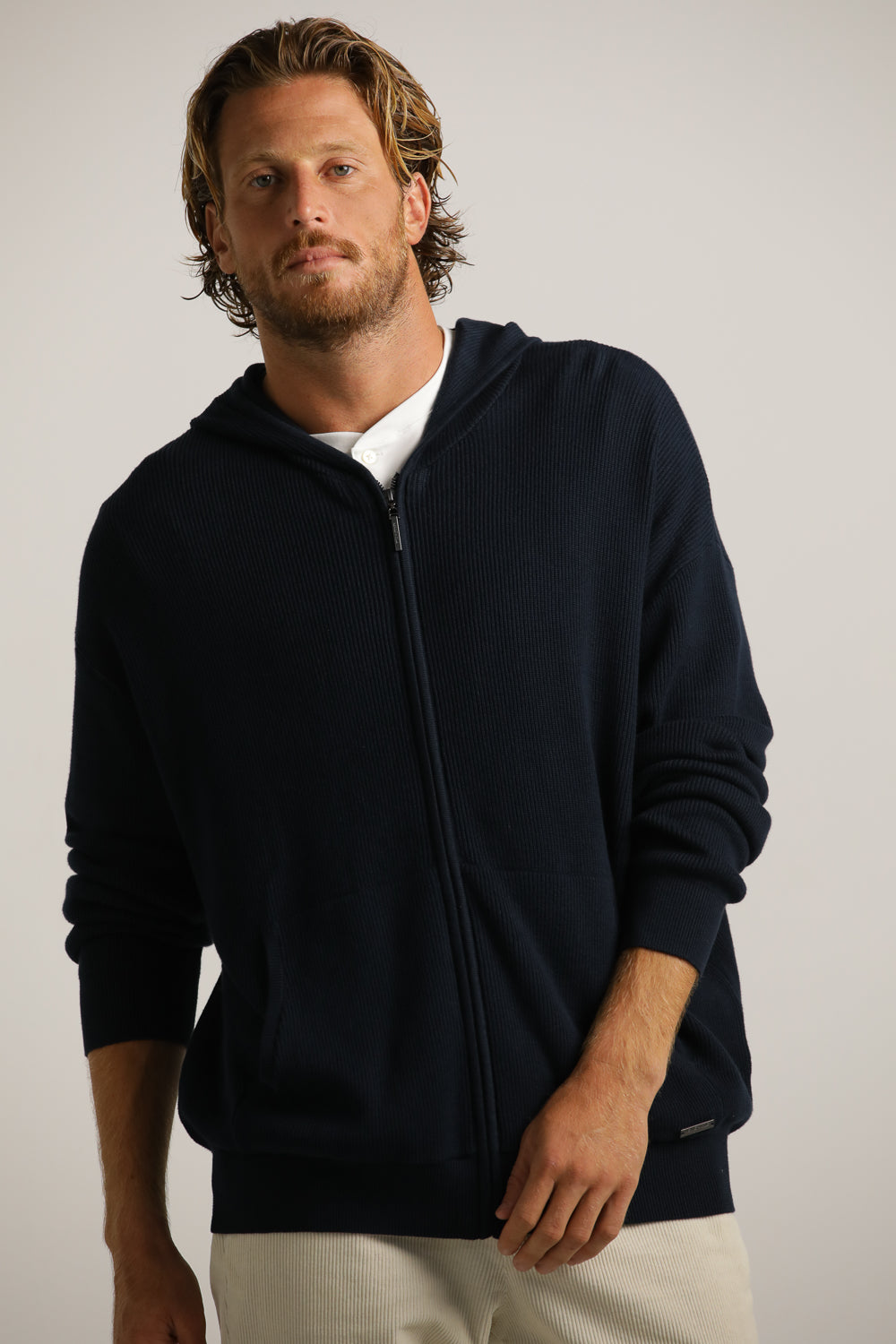 ג'קט קרדיגן עם קפוצ'ון | קנת קול