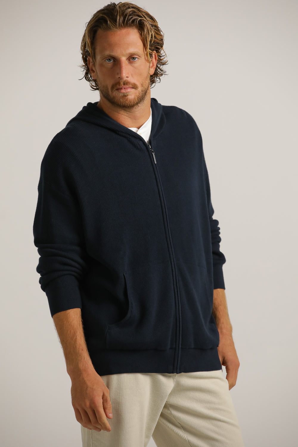 ג'קט קרדיגן עם קפוצ'ון | קנת קול