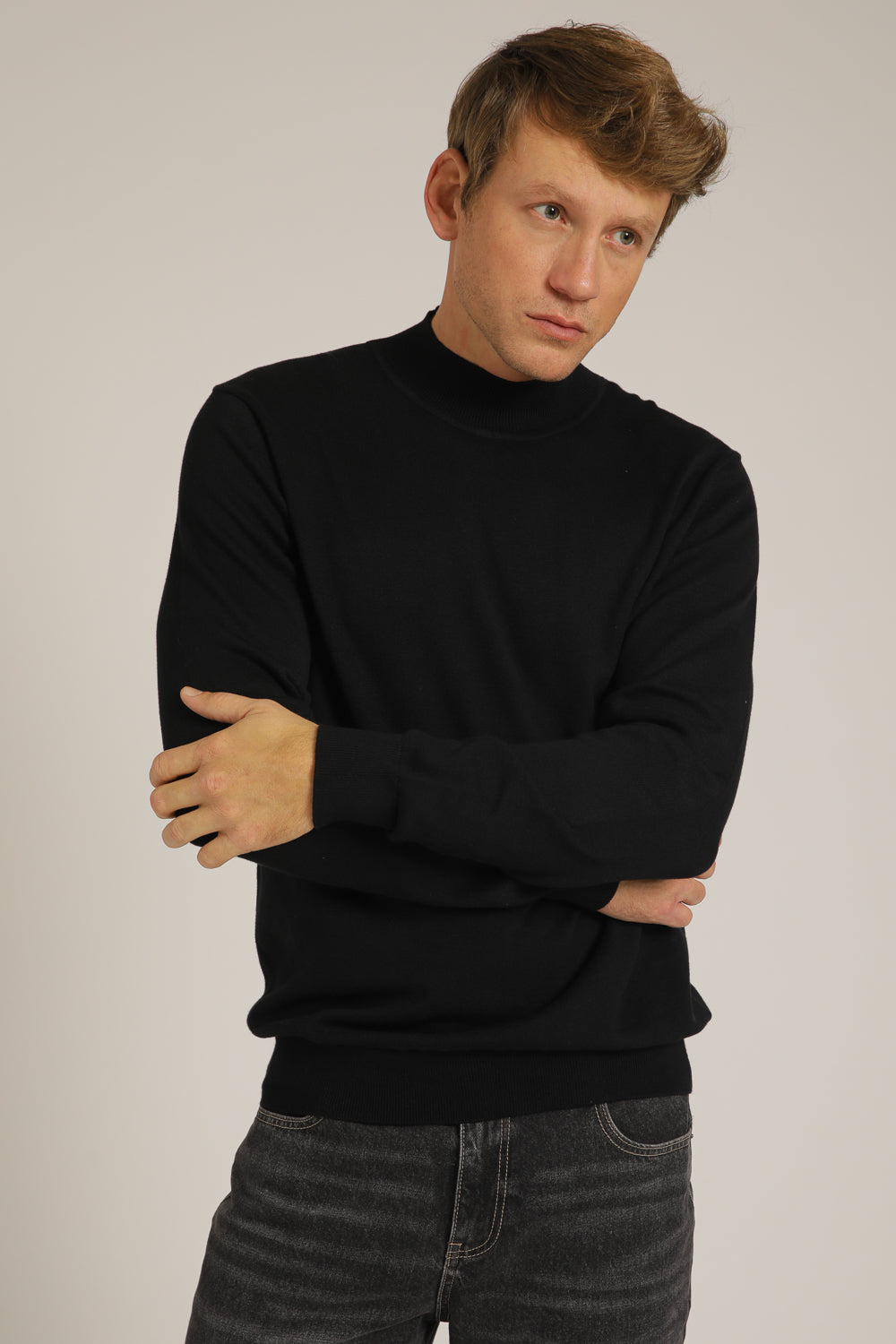 סריג עם צווארון גולף | קנת קול