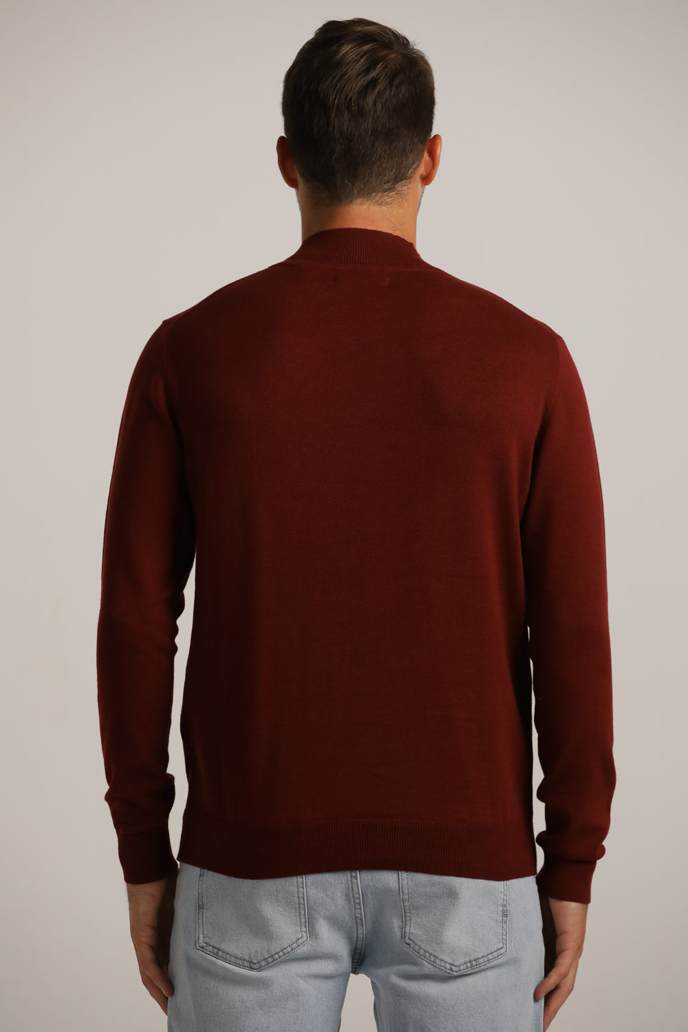 סריג עם צווארון גולף | קנת קול