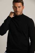 סריג דק עם צווארון גולף | קנת קול