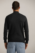 סריג דק עם צווארון גולף | קנת קול