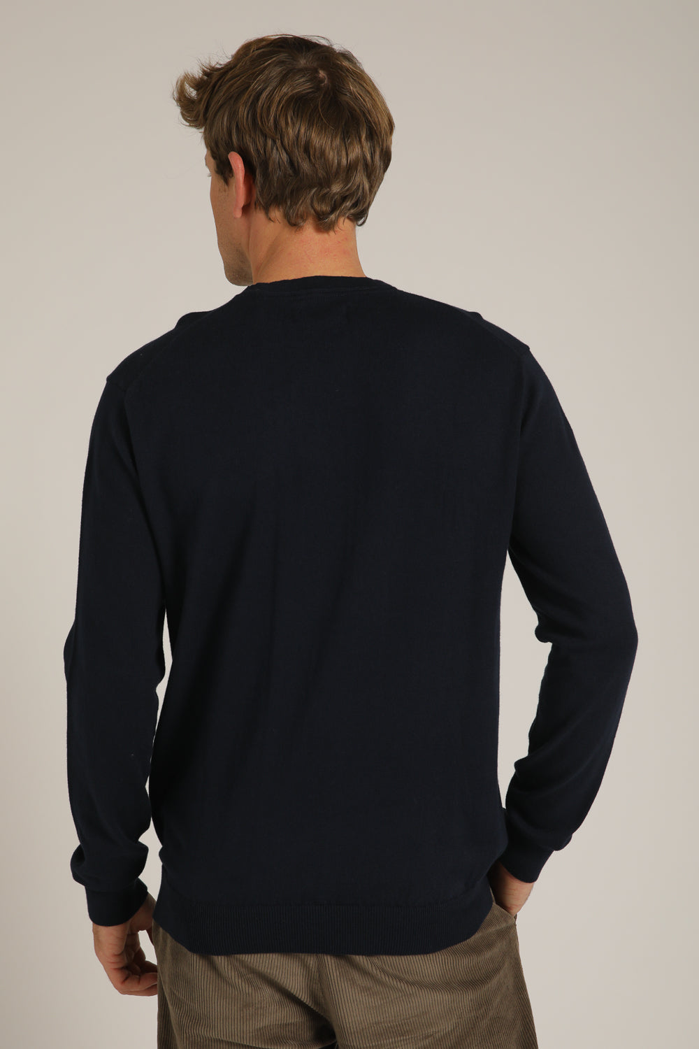 סריג ארוך עם צווארון עגול | קנת קול