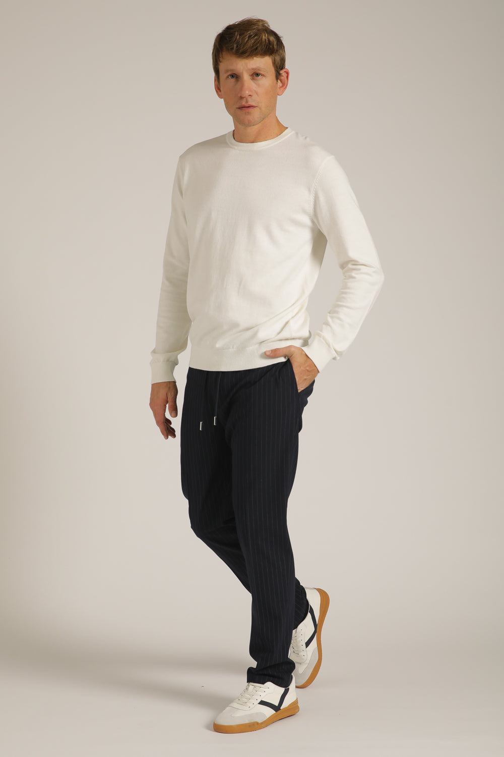 סריג ארוך עם צווארון עגול | קנת קול