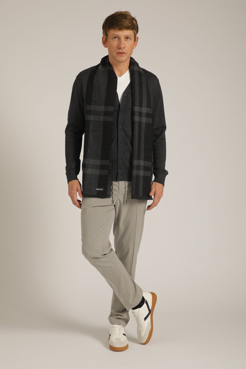 קרדיגן סריג עם כפתורים | קנת קול