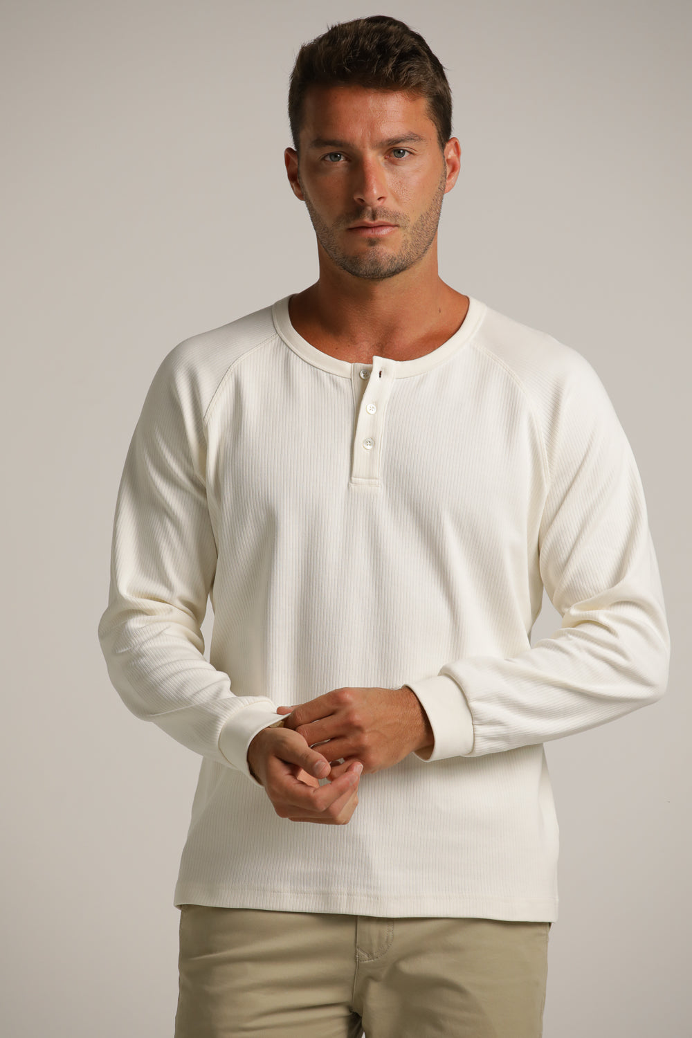 חולצה ארוכה עם כפתרה בחזית | קנת קול