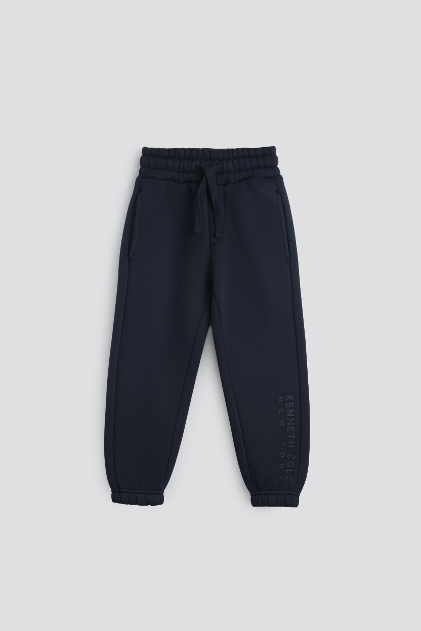 מכנסי טרנינג עם לוגו ברגל | קנת קול