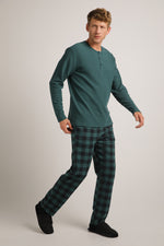 טישירט ארוכה דקה בטקסטורת וואפל | קנת קול