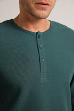 טישירט ארוכה דקה בטקסטורת וואפל | קנת קול