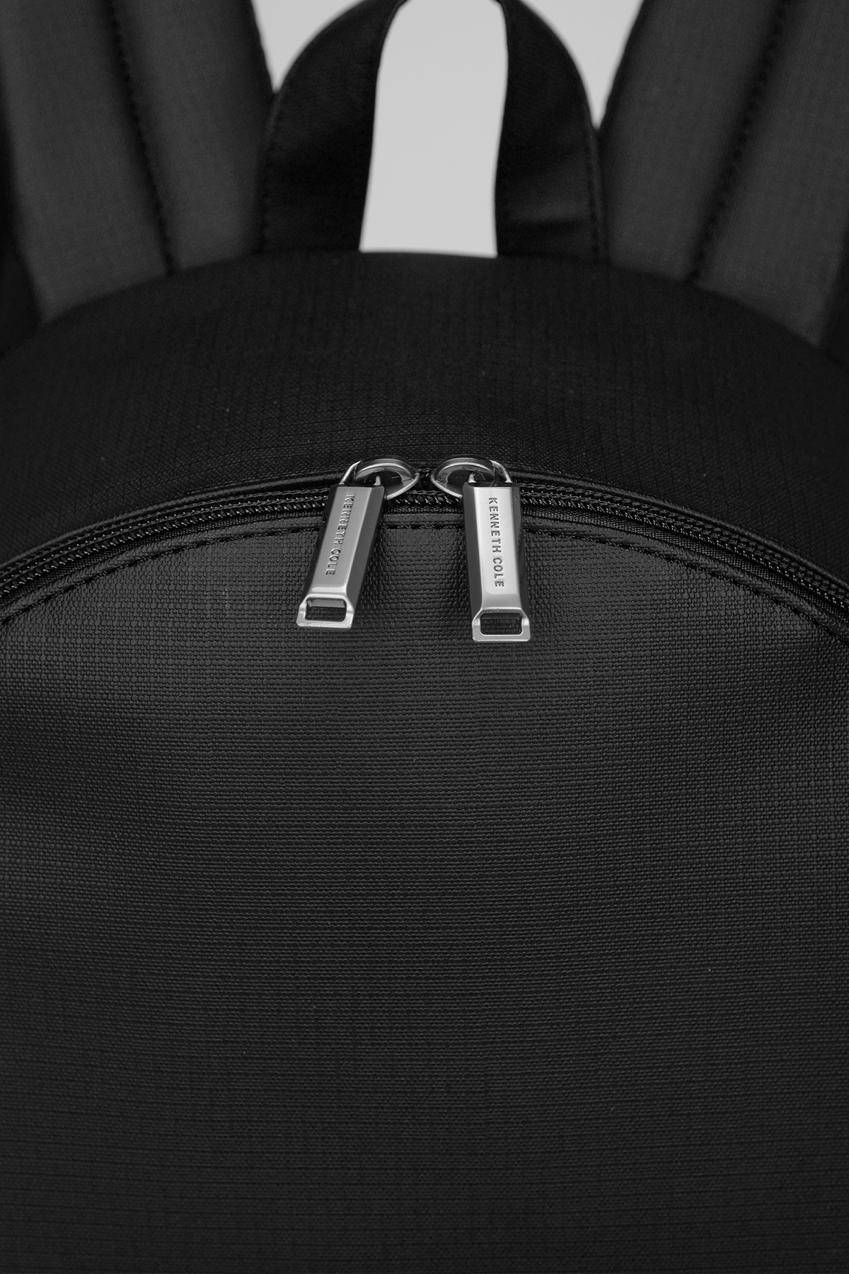 תיק גב ממותג לגברים | קנת קול