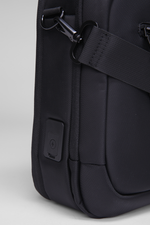 תיק מחשב ממותג בצבע שחור | קנת קול