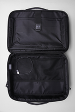 תיק מחשב ממותג בצבע שחור | קנת קול