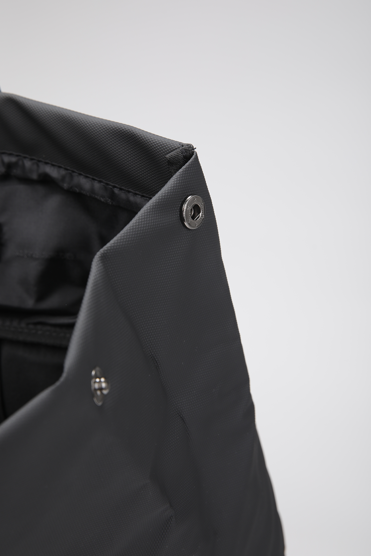 תיק גב עם נרתיק צד נשלף | קנת קול